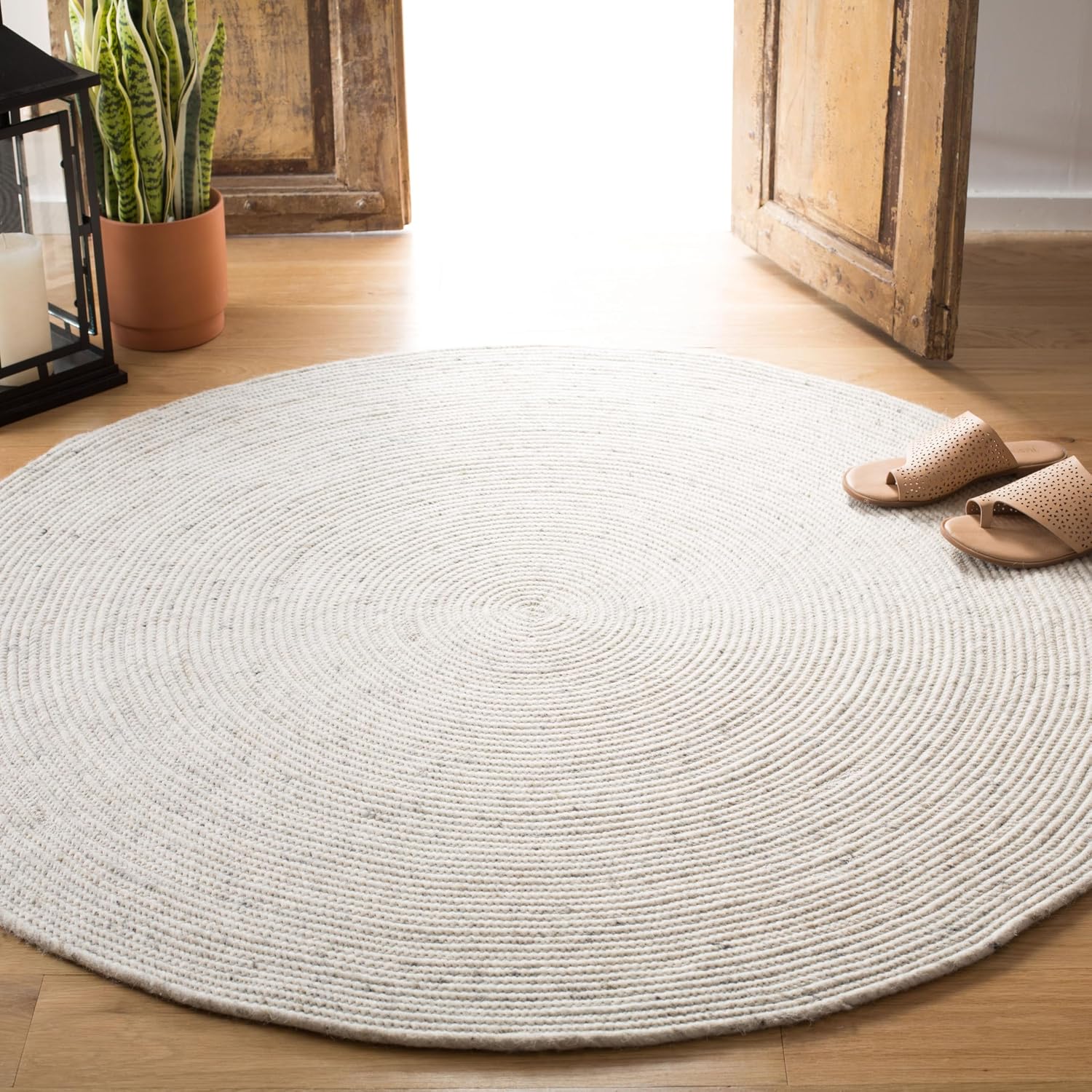 Light Beige Wool Braided Handwoven Round Rug